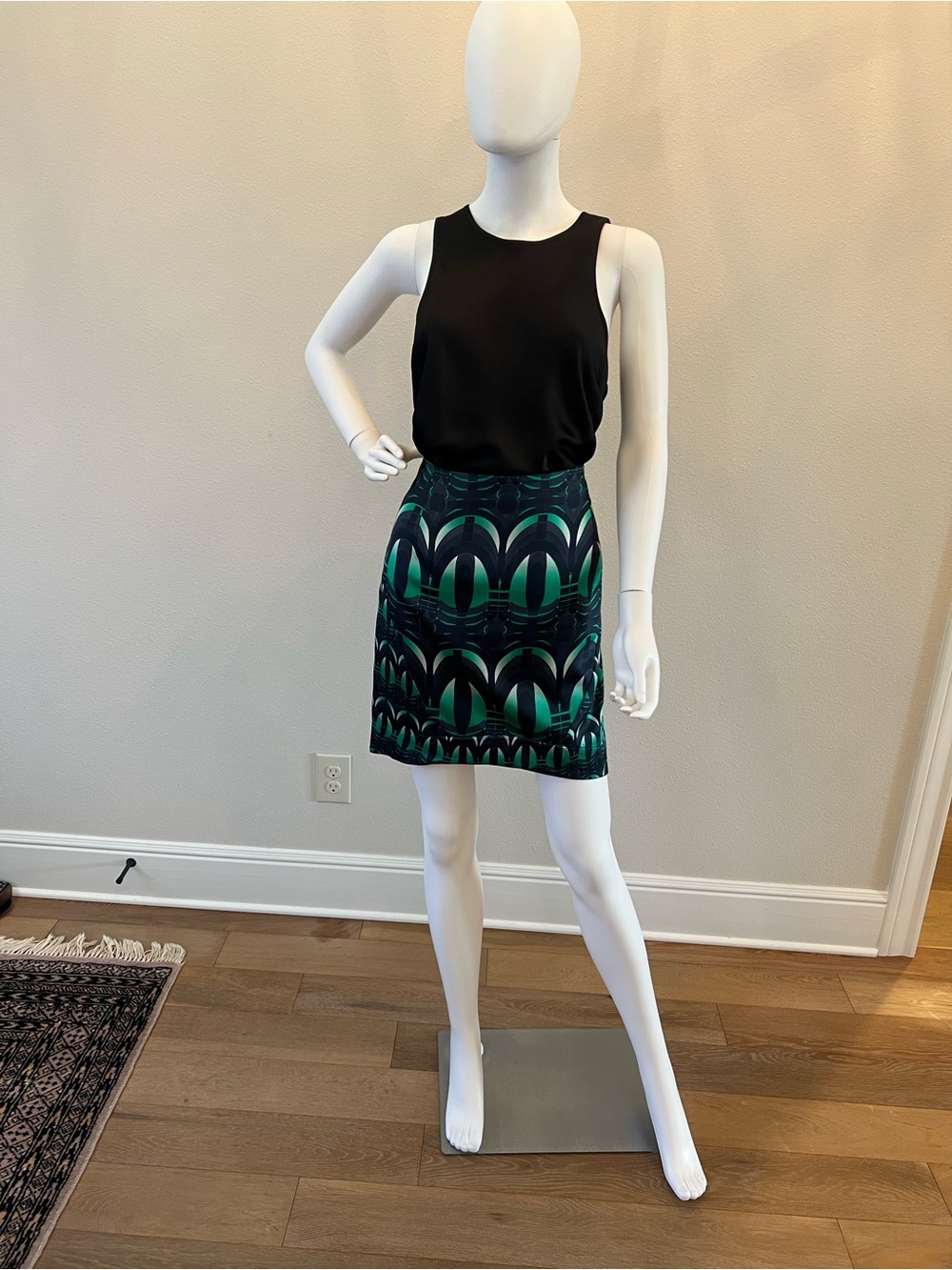 Green Patterned Pencil Skirt